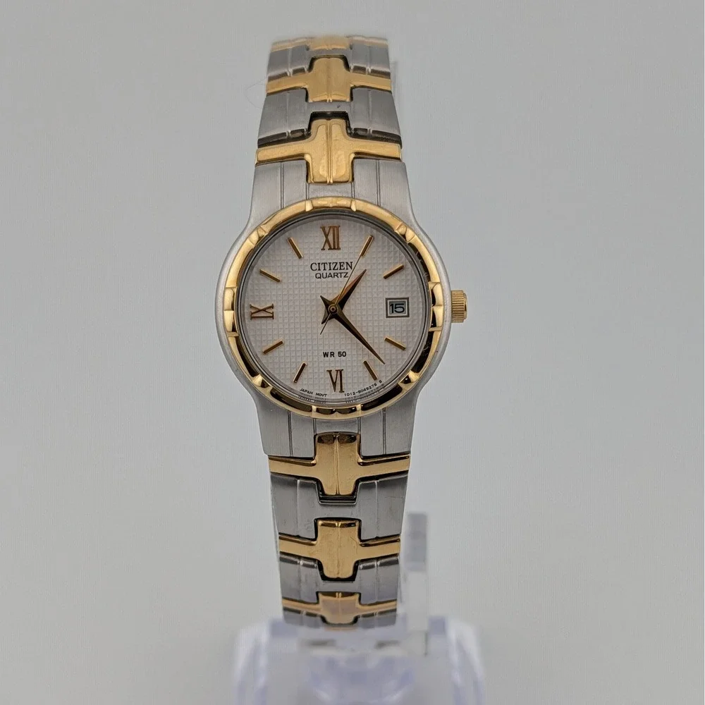 Citizen‎ Quartz 1012-S029287 Two Tone White Textured Dial Roman Date Watch